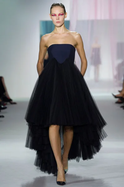 Look 45